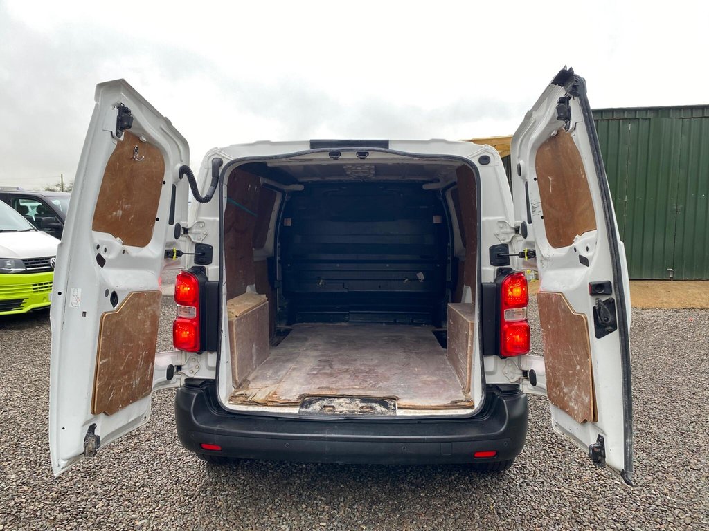 Used Peugeot Expert 2018 for sale - 77293338: Photo 48