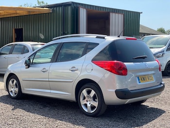 Used Peugeot 207 2011 for sale - 79022524: Photo