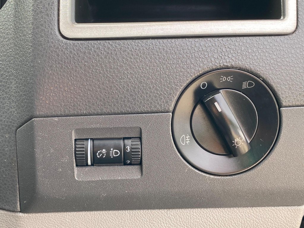 Used Volkswagen Transporter Shuttle 2007 for sale - 76035142: Photo 49