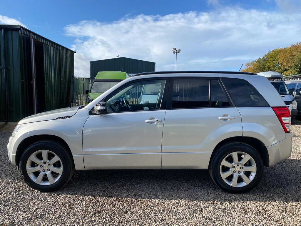 Used Suzuki Grand Vitara 2011 for sale - 76439080: Photo 12