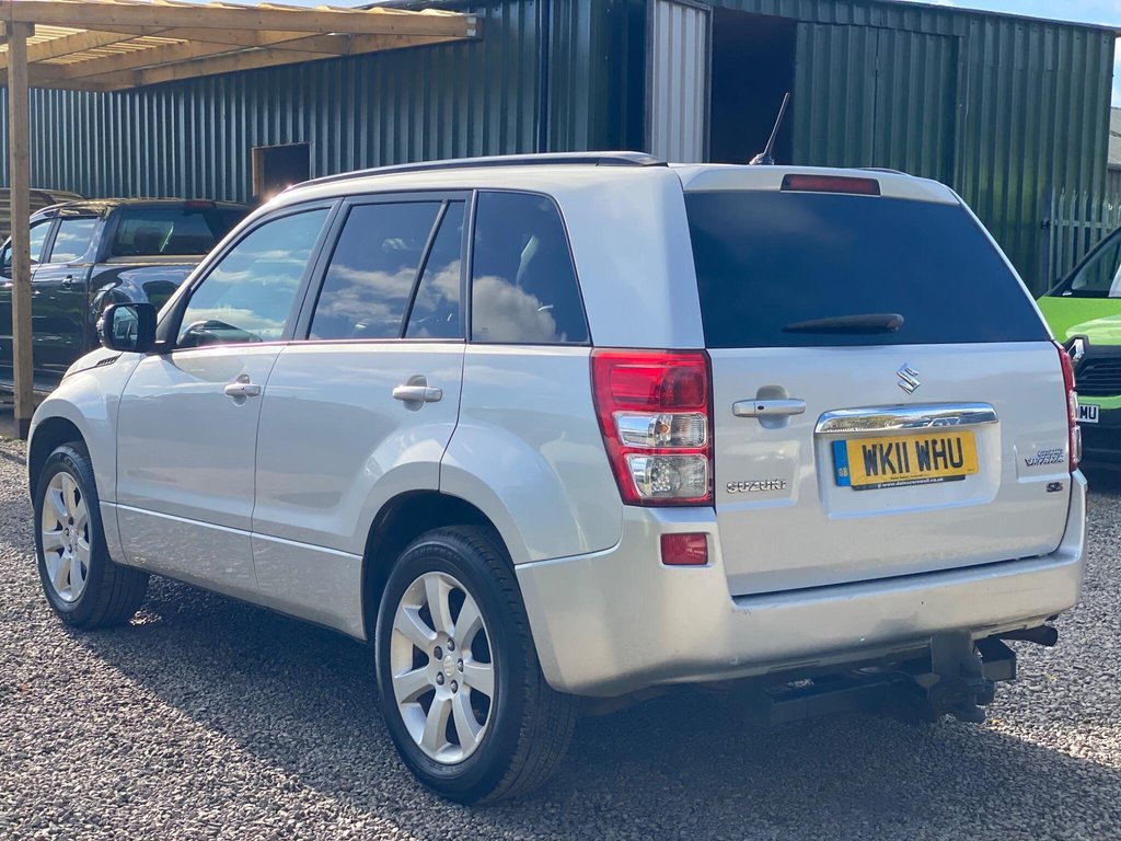 Used Suzuki Grand Vitara 2011 for sale - 76439080: Photo 4