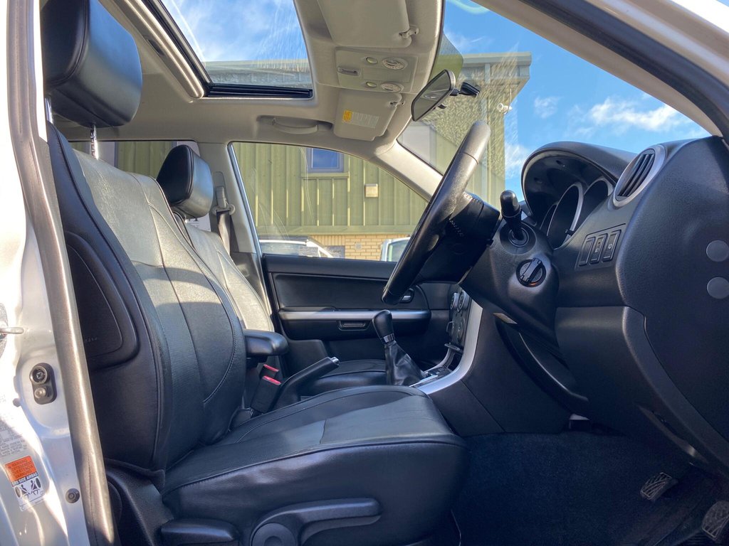 Used Suzuki Grand Vitara 2011 for sale - 76439080: Photo 7