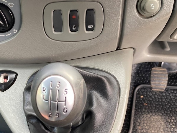 Used Vauxhall Vivaro 2013 for sale - 76139876: Photo 32