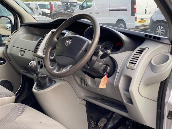Used Vauxhall Vivaro 2013 for sale - 76139876: Photo 5
