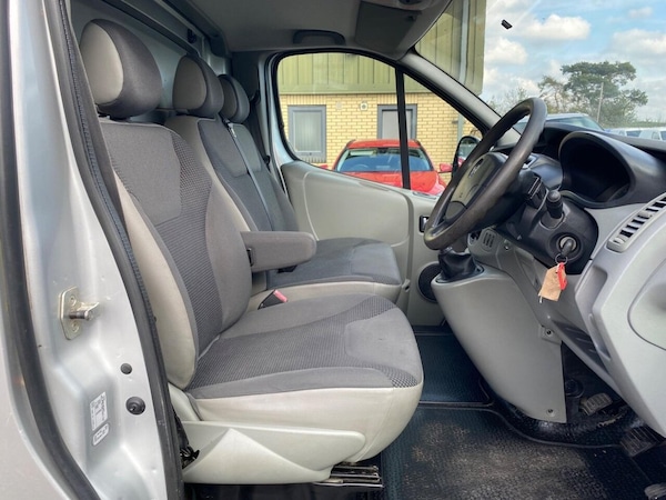Used Vauxhall Vivaro 2013 for sale - 76139876: Photo 6
