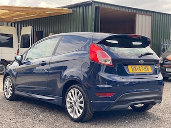 Used Ford Fiesta 2014 for sale - 79305592: Photo