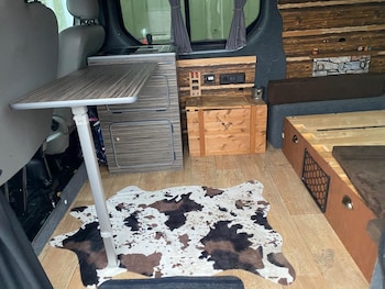 Used Vauxhall Vivaro 2011 for sale - 77280750: Photo