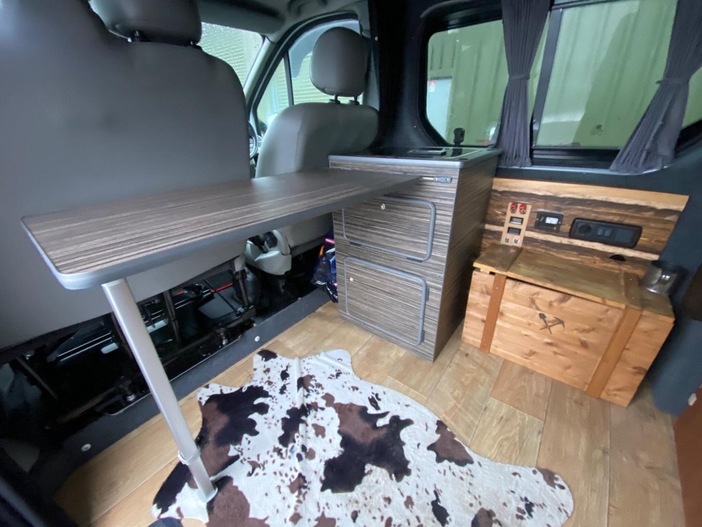 Used Vauxhall Vivaro 2011 for sale - 77280750: Photo 8