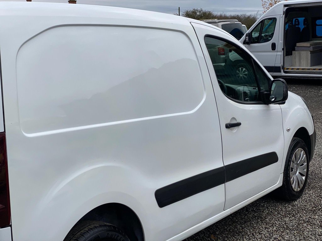 Used Citroen Berlingo 2017 for sale - 77631560: Photo 32