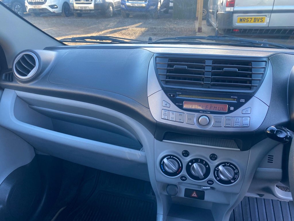 Used Suzuki Alto 2011 for sale - 77101047: Photo 8