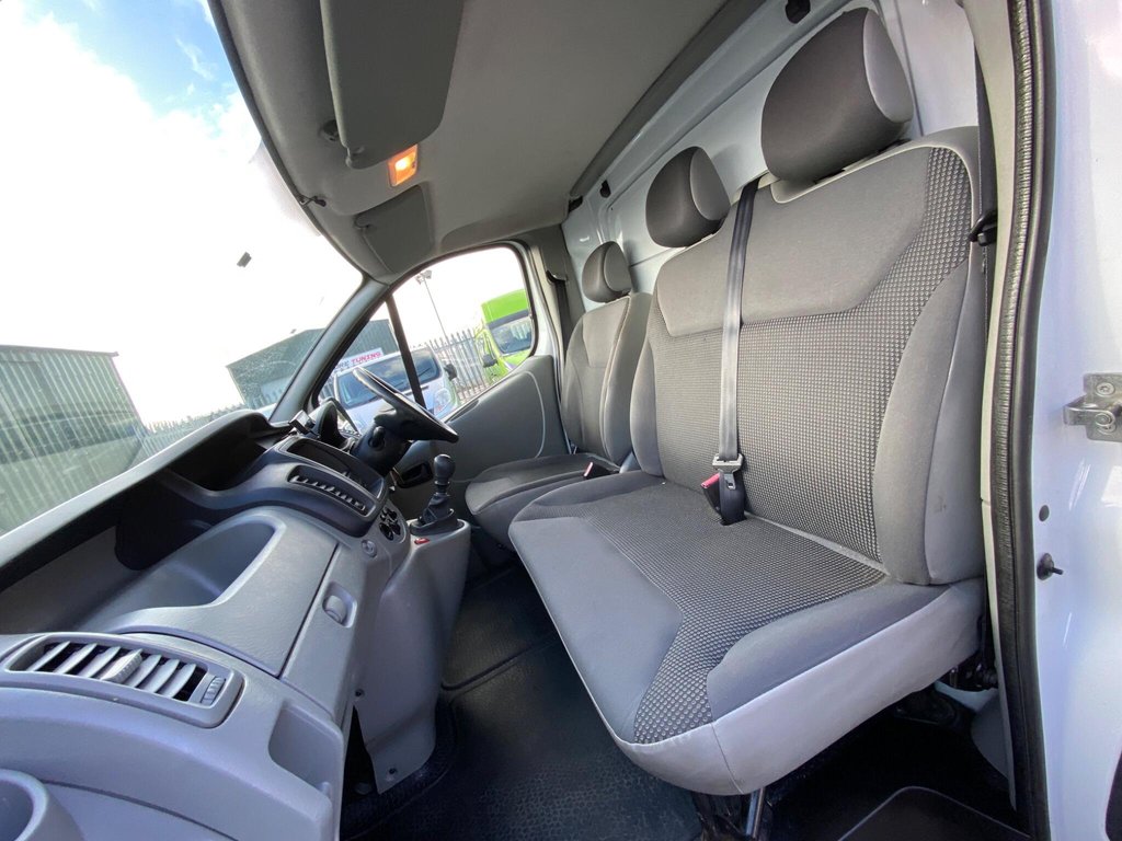 Used Vauxhall Vivaro 2011 for sale - 77397269: Photo 17