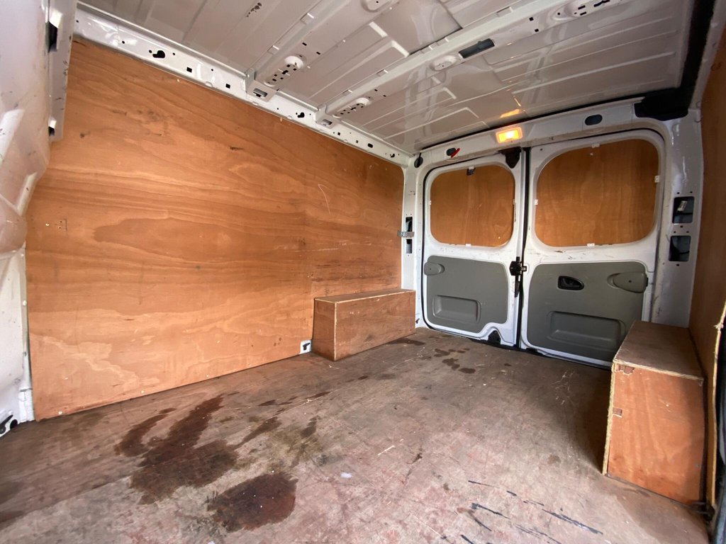 Used Vauxhall Vivaro 2011 for sale - 77397269: Photo 47