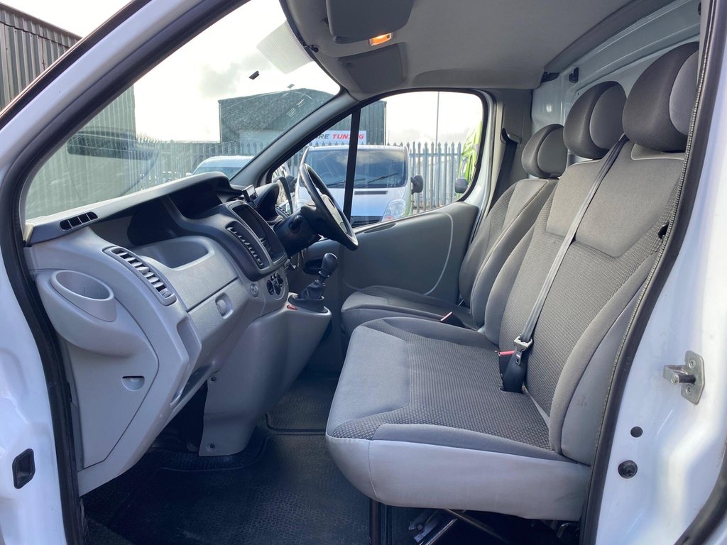 Used Vauxhall Vivaro 2011 for sale - 77397269: Photo 49