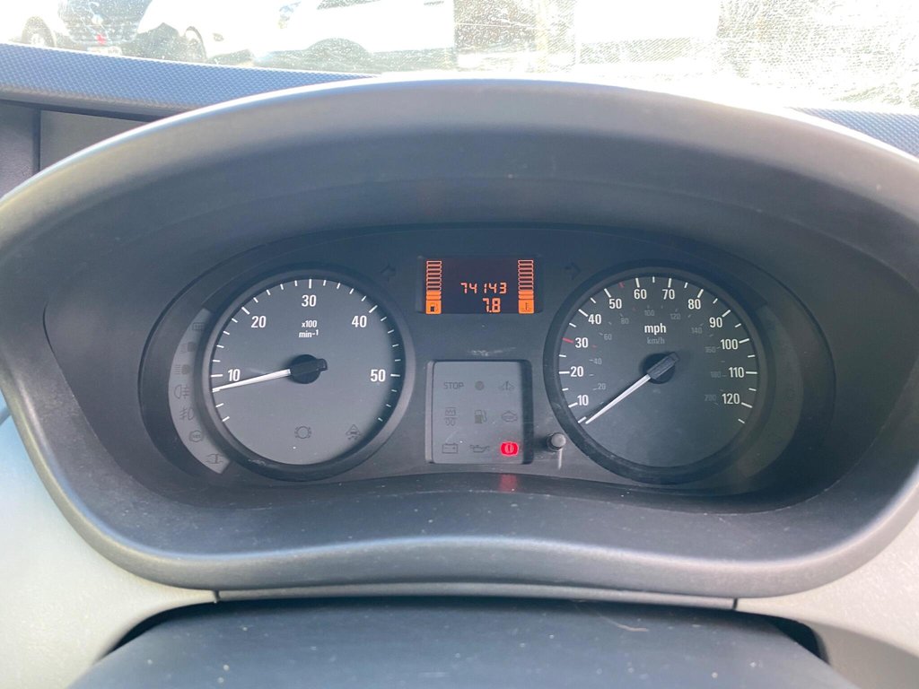 Used Vauxhall Vivaro 2011 for sale - 77397269: Photo 9