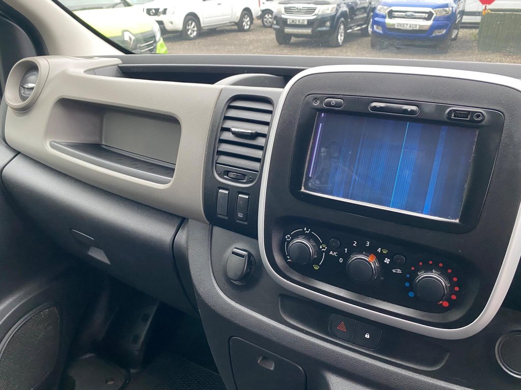 Used Renault Trafic 2015 for sale - 77037951: Photo 8