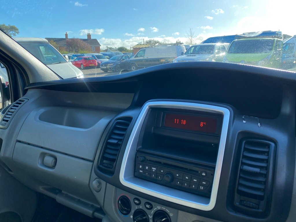 Used Vauxhall Vivaro 2014 for sale - 76438994: Photo 26