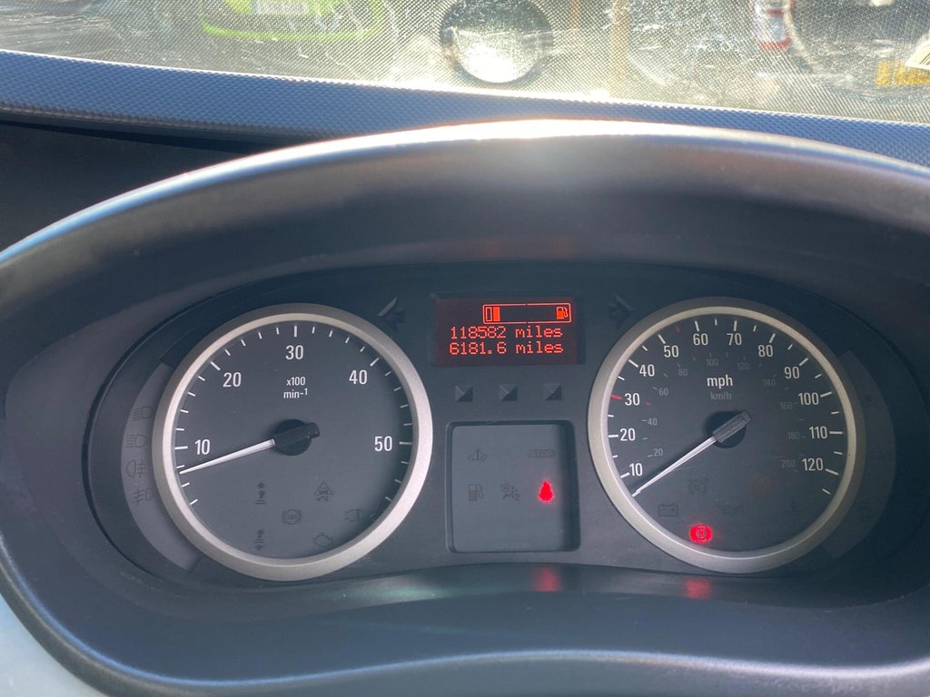 Used Vauxhall Vivaro 2014 for sale - 76438994: Photo 31