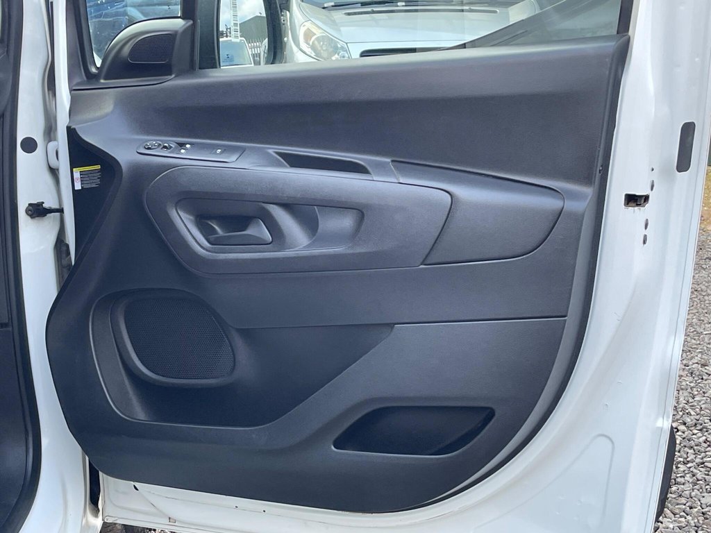 Used Peugeot Partner 2021 for sale - 76635496: Photo 43