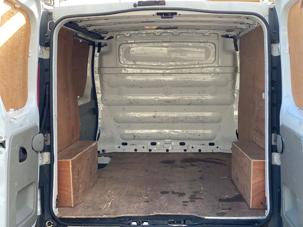 Used Vauxhall Vivaro 2011 for sale - 77748381: Photo 12