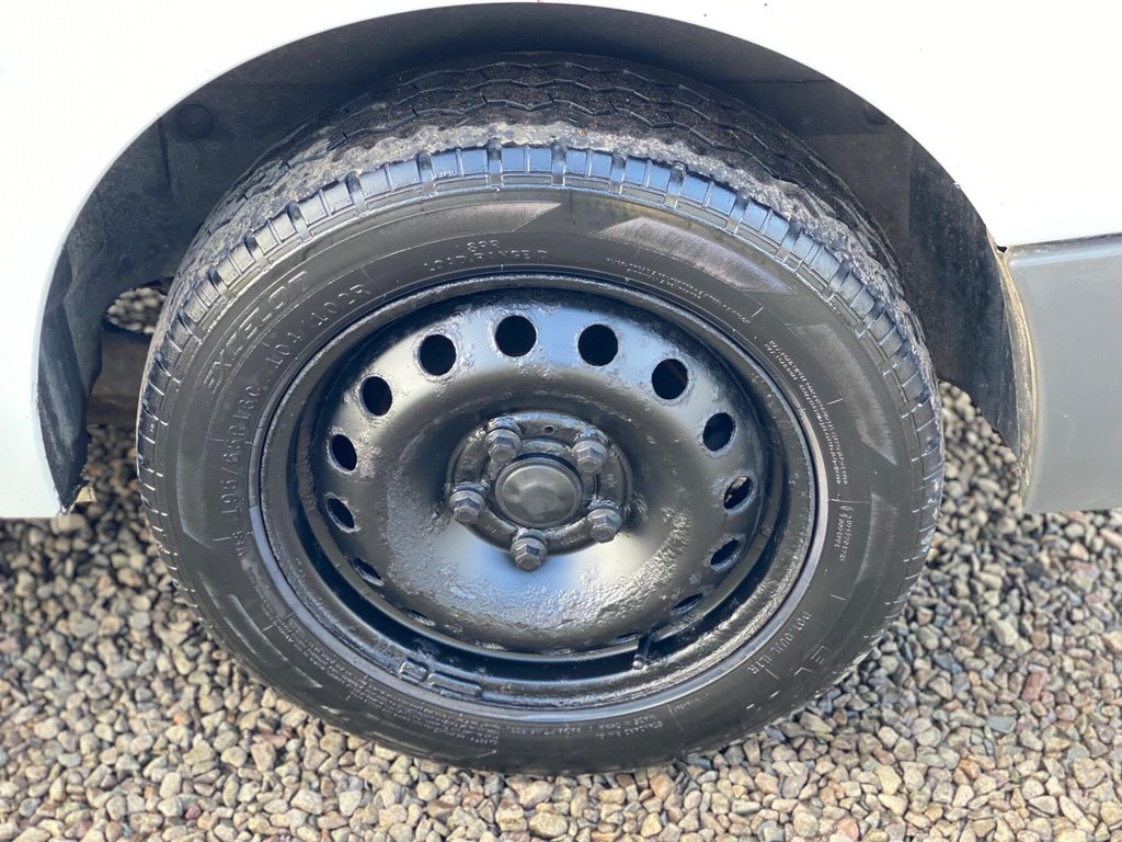 Used Vauxhall Vivaro 2011 for sale - 77748381: Photo 18