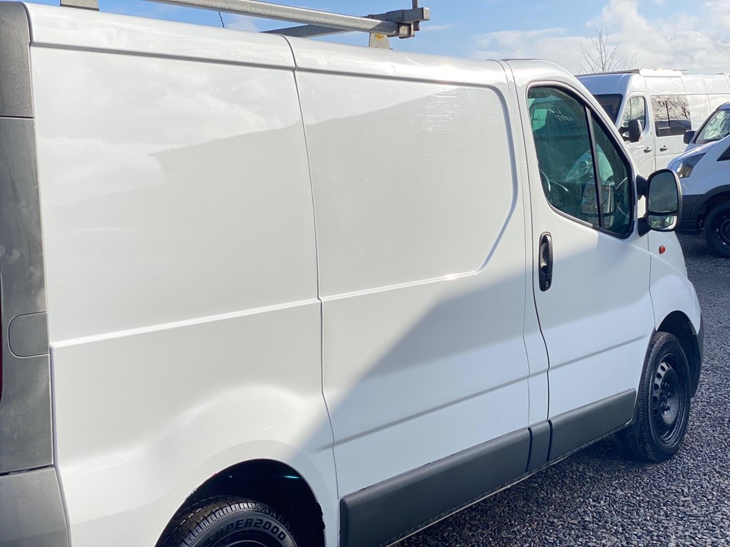 Used Vauxhall Vivaro 2011 for sale - 77748381: Photo 32