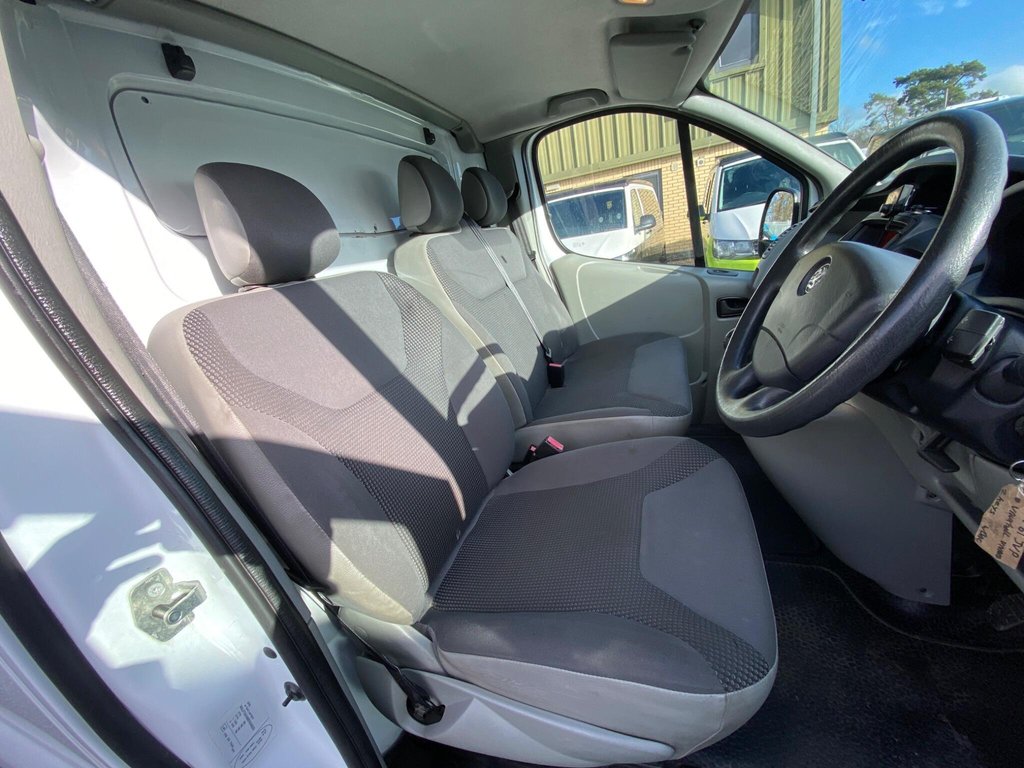 Used Vauxhall Vivaro 2011 for sale - 77748381: Photo 33
