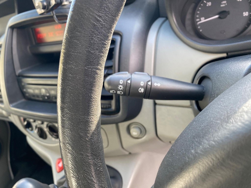 Used Vauxhall Vivaro 2011 for sale - 77748381: Photo 36