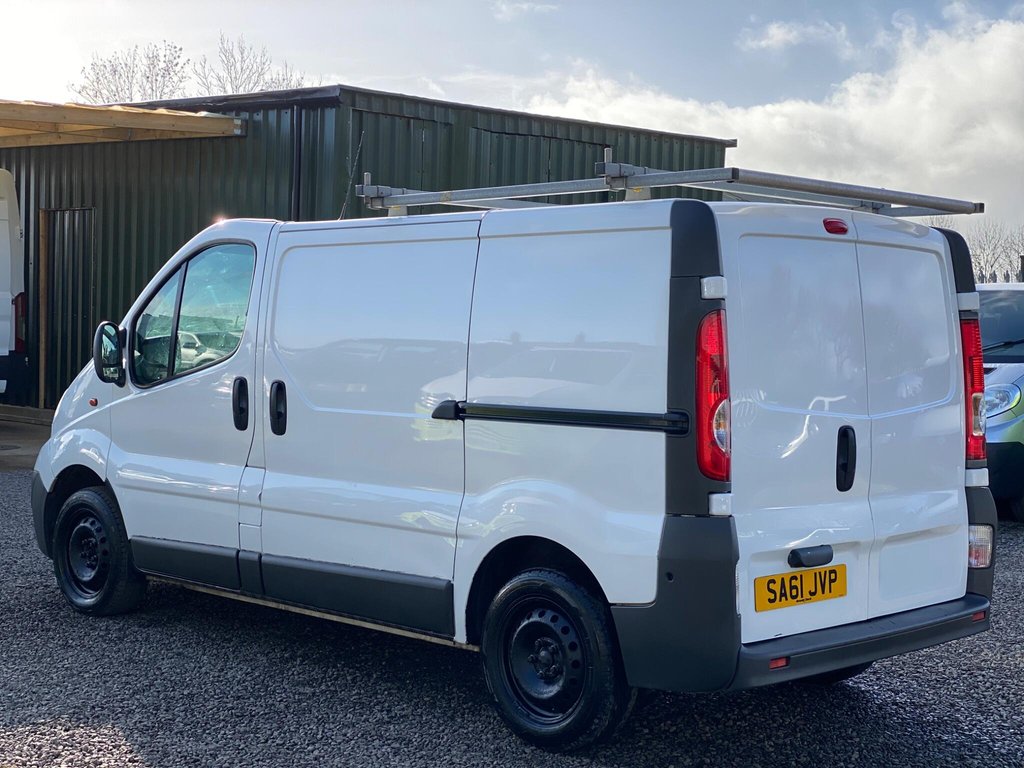 Used Vauxhall Vivaro 2011 for sale - 77748381: Photo 4
