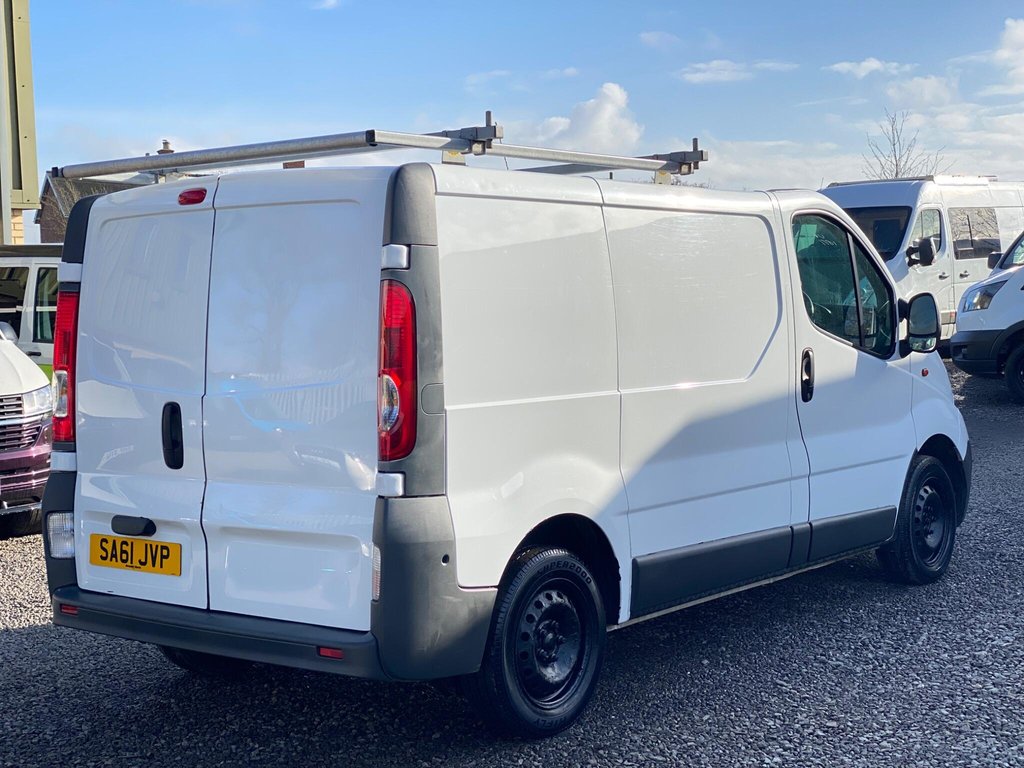 Used Vauxhall Vivaro 2011 for sale - 77748381: Photo 5