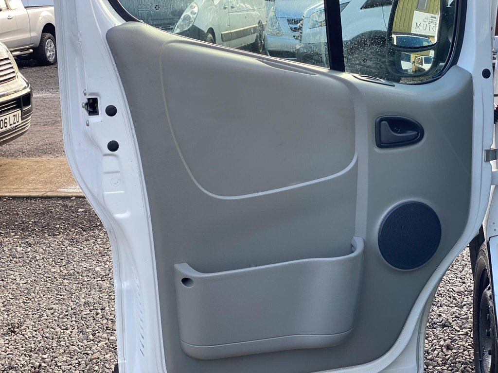 Used Vauxhall Vivaro 2011 for sale - 77748381: Photo 50