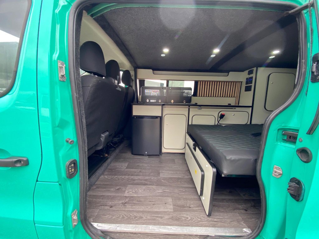 Used Vauxhall Vivaro 2017 for sale - 77710898: Photo 10