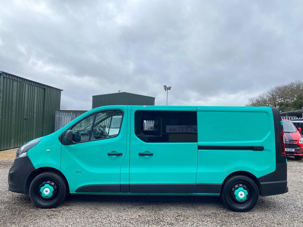 Used Vauxhall Vivaro 2017 for sale - 77710898: Photo 30