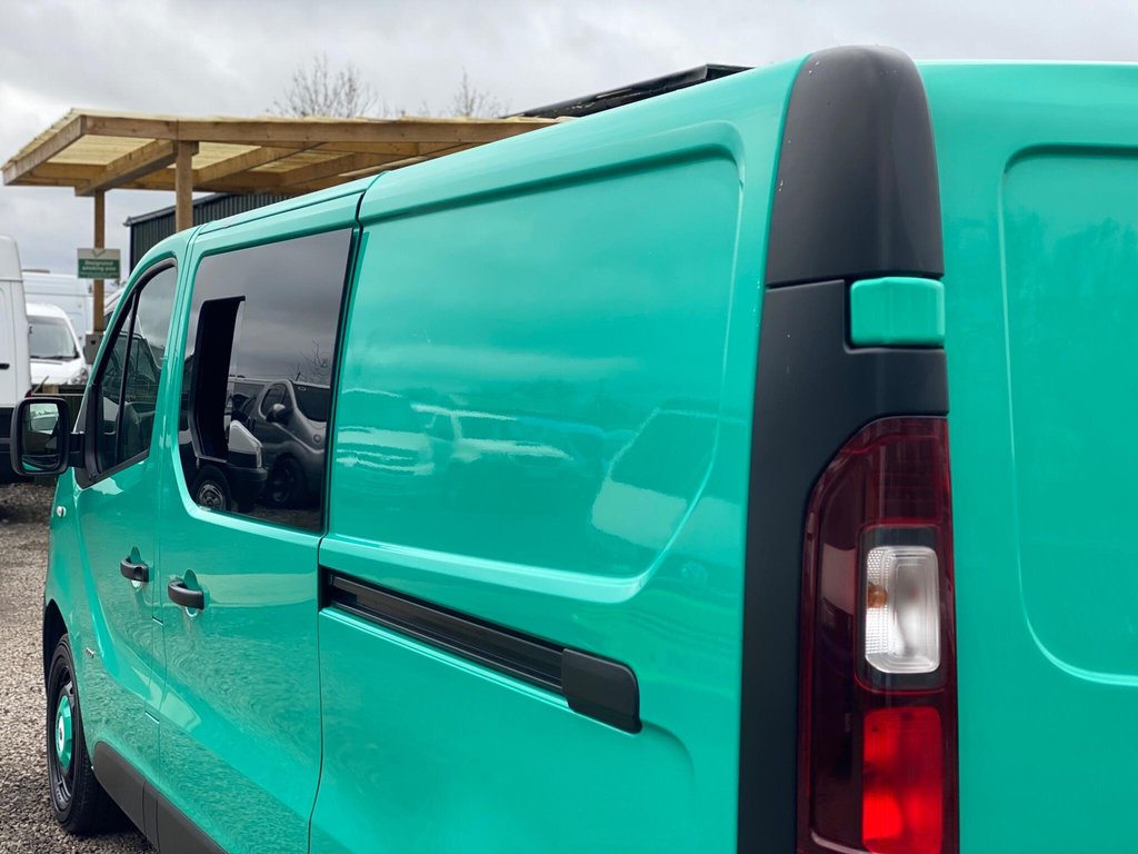 Used Vauxhall Vivaro 2017 for sale - 77710898: Photo 41