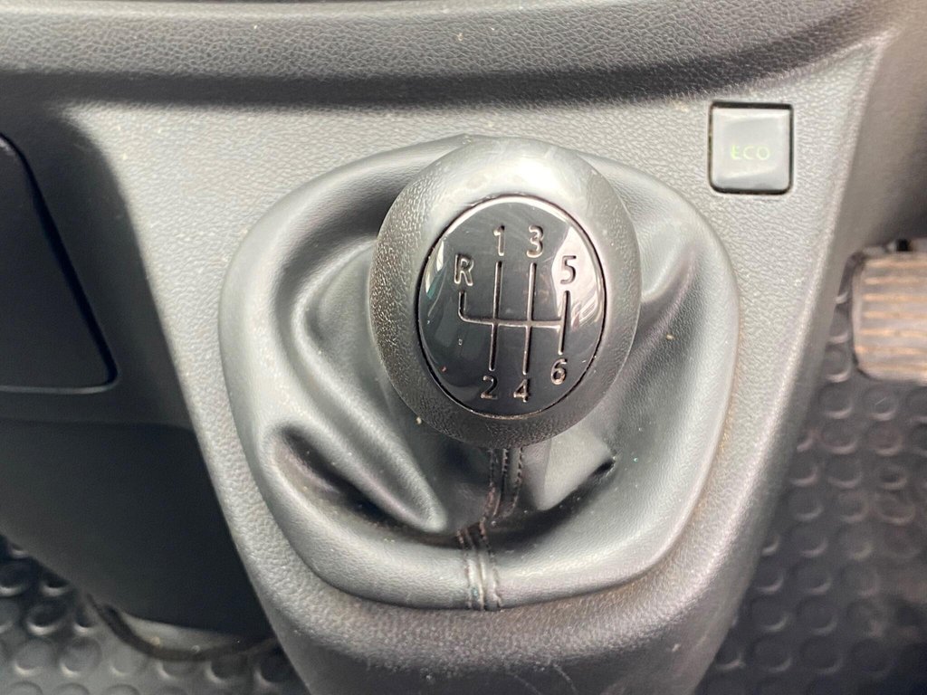 Used Vauxhall Vivaro 2017 for sale - 77710898: Photo 49