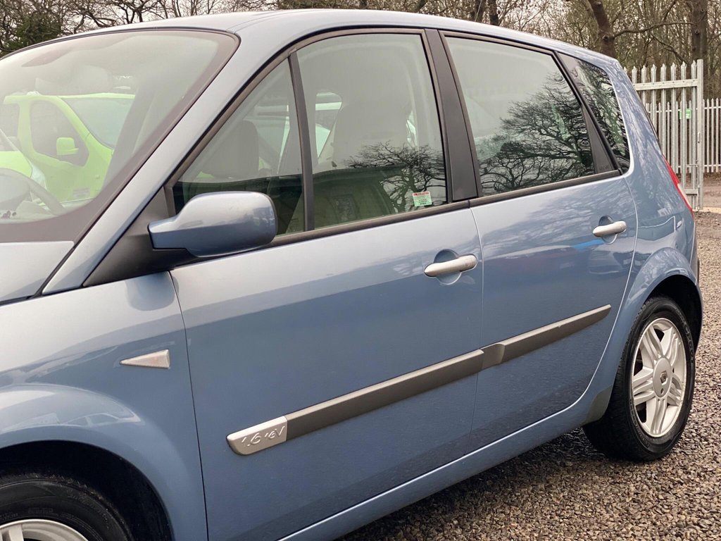 Used Renault Megane 2005 for sale - 77288358: Photo 25