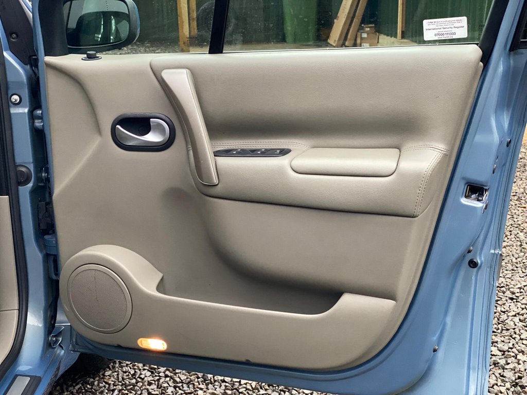 Used Renault Megane 2005 for sale - 77288358: Photo 41