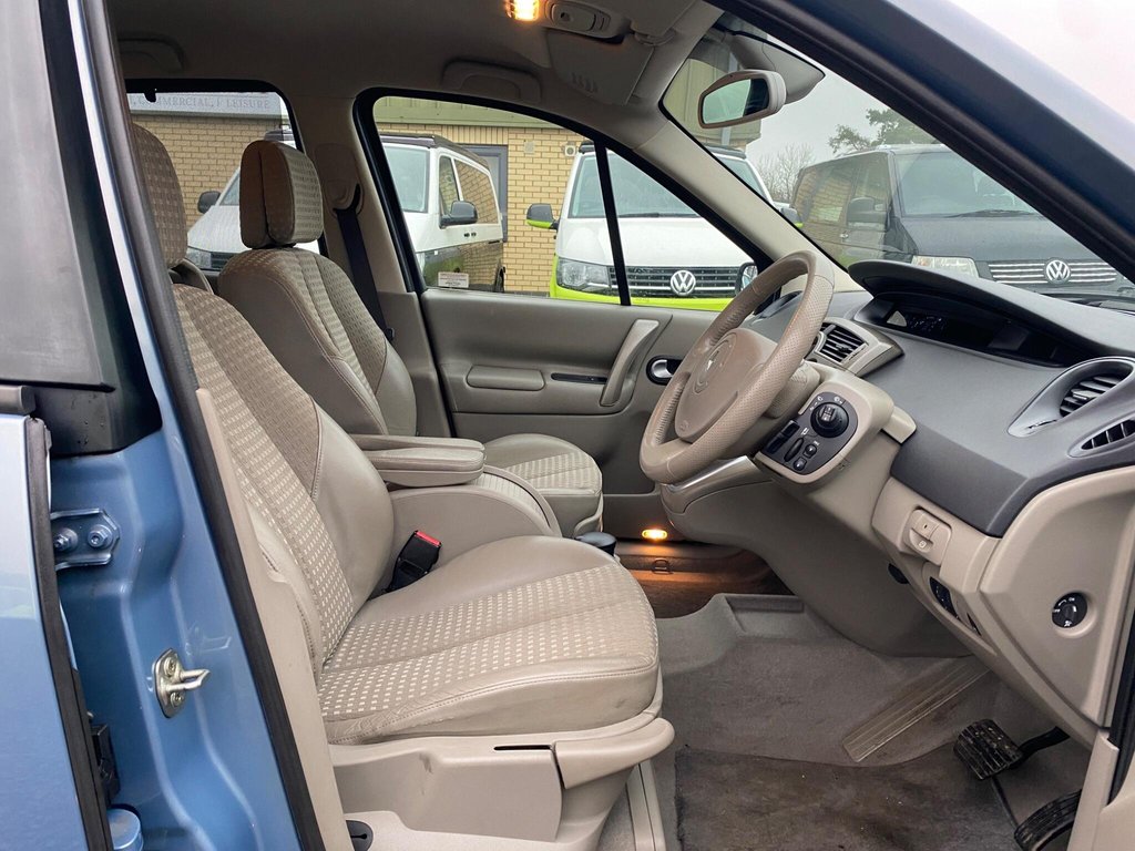 Used Renault Megane 2005 for sale - 77288358: Photo 8