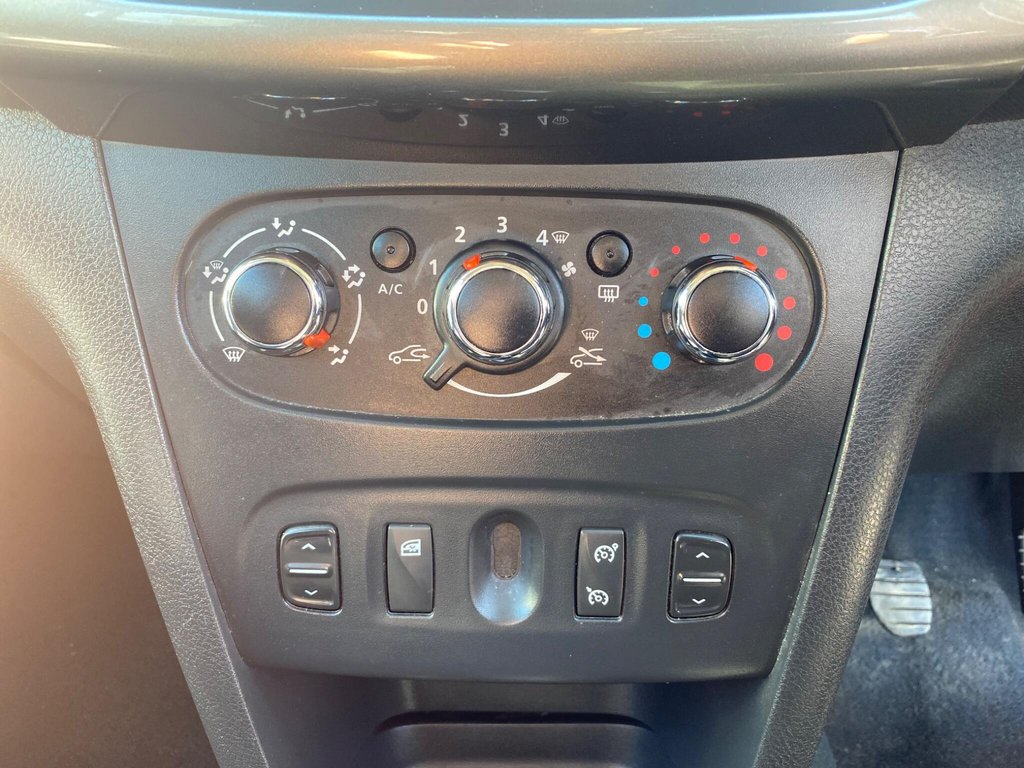 Used Dacia Sandero Stepway 2016 for sale - 78158506: Photo 33