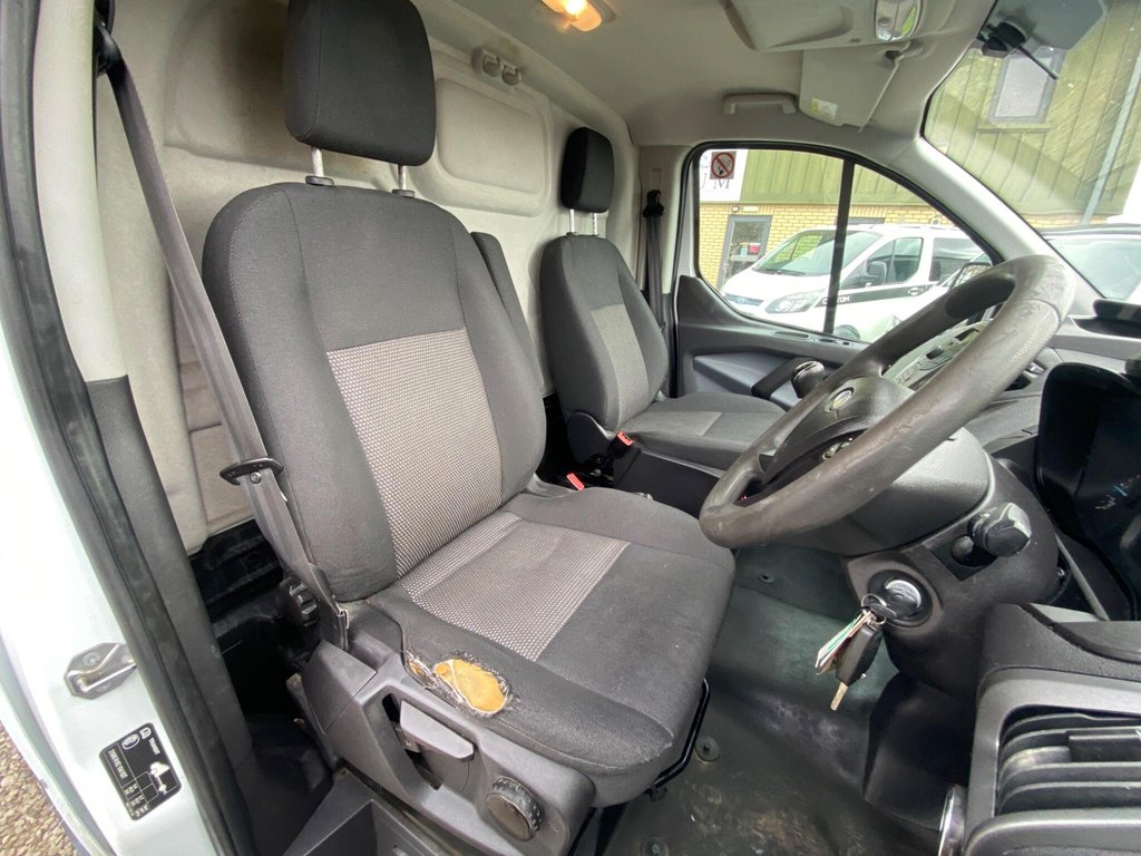 Used Ford Transit Custom 2017 for sale - 77849940: Photo 6