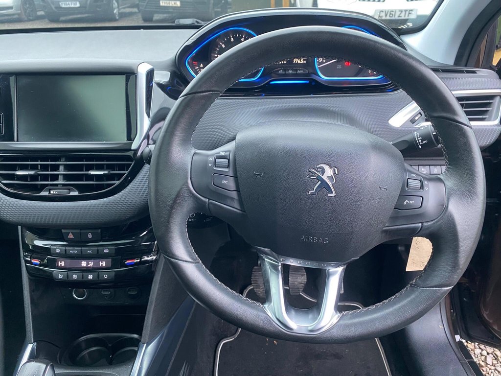 Used Peugeot 2008 2013 for sale - 77470516: Photo 11