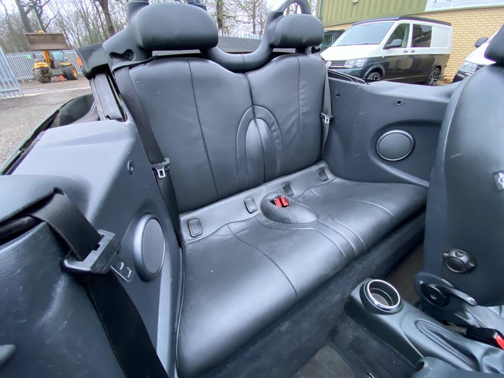 Used MINI Convertible 2006 for sale - 77470523: Photo 11