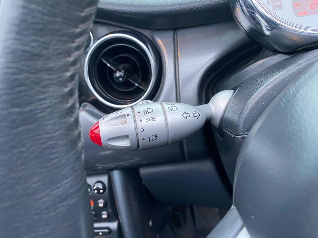 Used MINI Convertible 2006 for sale - 77470523: Photo 40