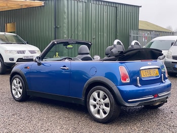 Used MINI Convertible 2006 for sale - 77470523: Photo