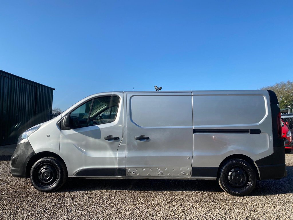 Used Vauxhall Vivaro 2018 for sale - 77780110: Photo 13