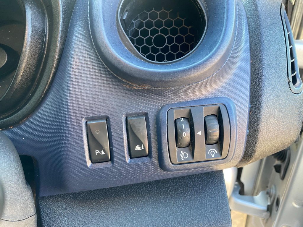 Used Vauxhall Vivaro 2018 for sale - 77780110: Photo 32