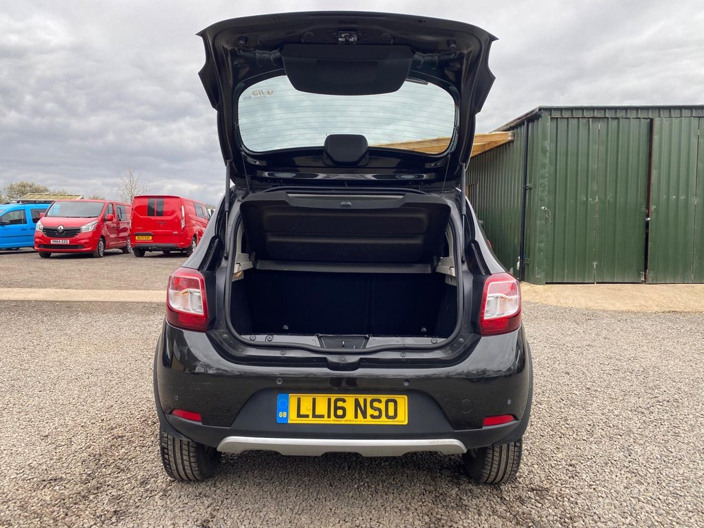 Used Dacia Sandero Stepway 2016 for sale - 78102746: Photo 10