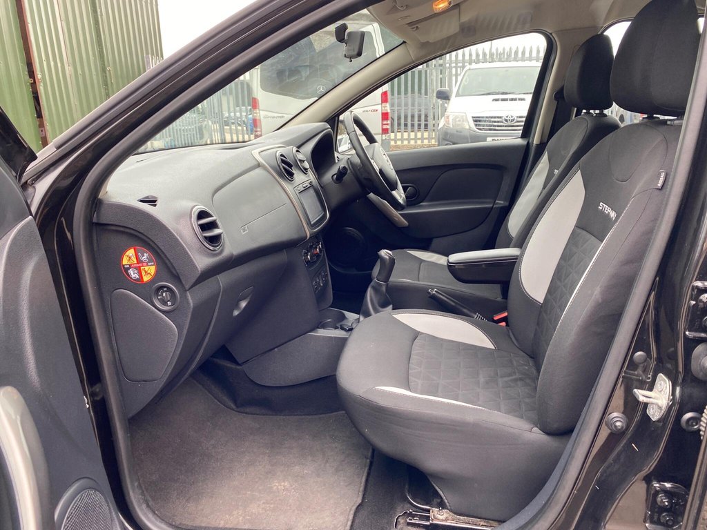 Used Dacia Sandero Stepway 2016 for sale - 78102746: Photo 14