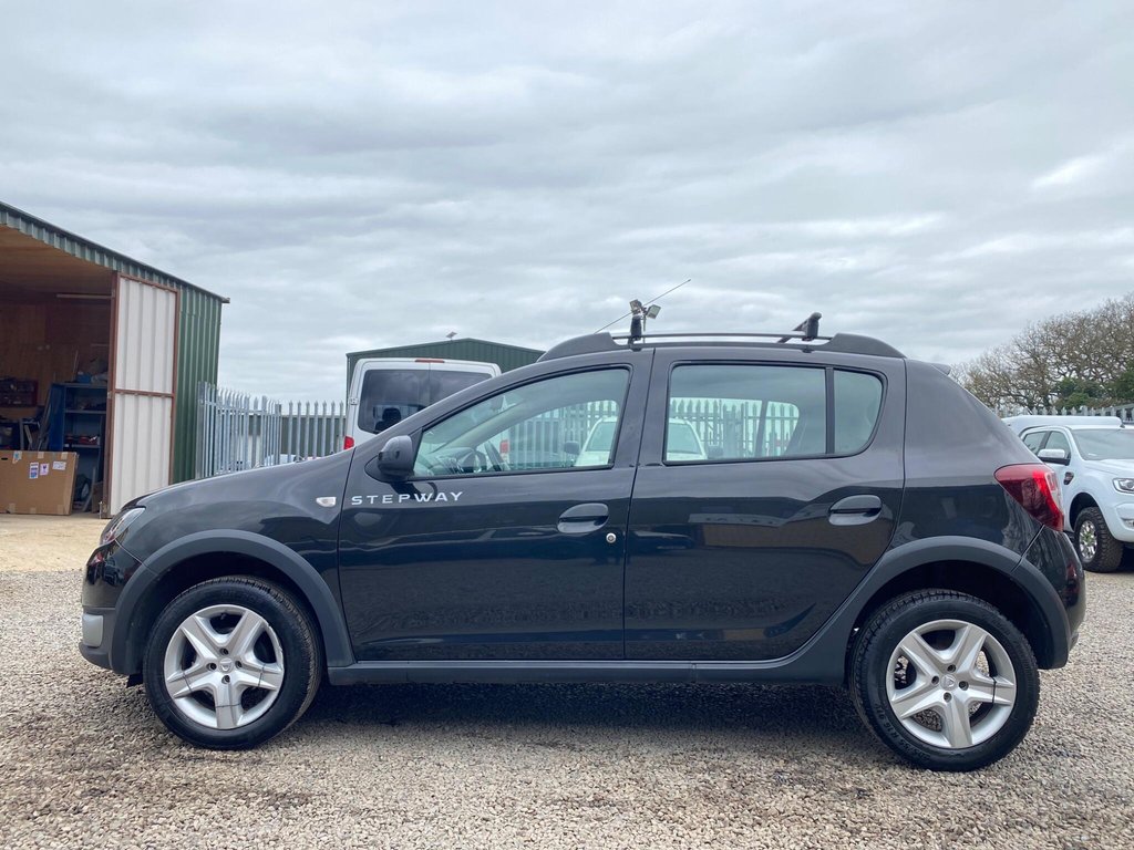 Used Dacia Sandero Stepway 2016 for sale - 78102746: Photo 18
