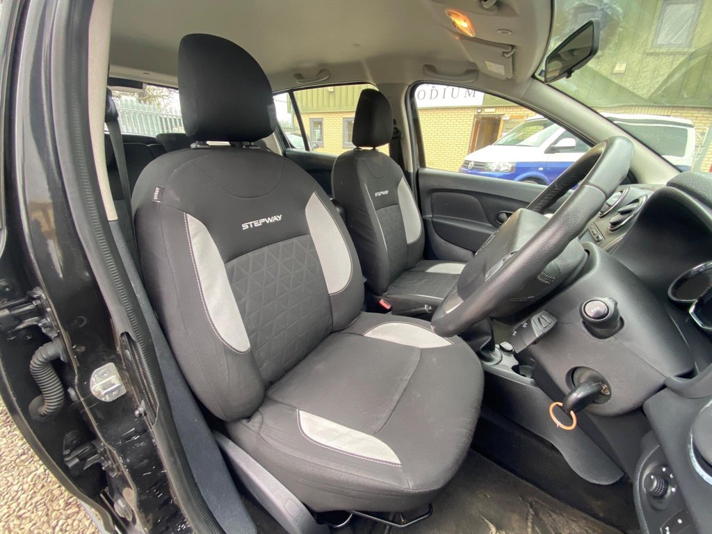 Used Dacia Sandero Stepway 2016 for sale - 78102746: Photo 32