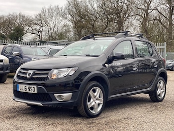 Used Dacia Sandero Stepway 2016 for sale - 78102746: Photo